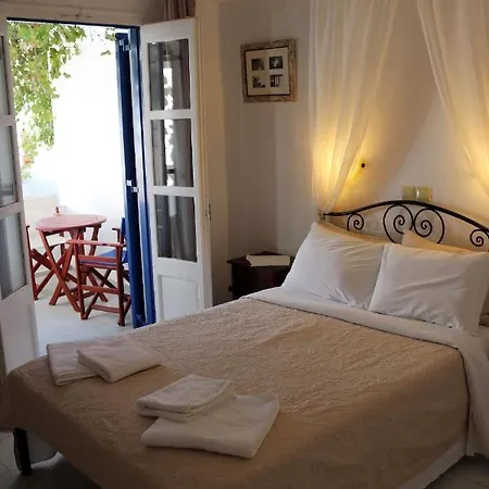 Pension Ilias - Chora Hotel apartamentowy *