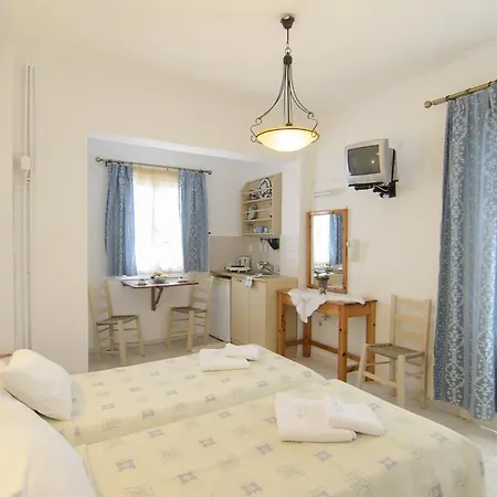 Lägenhetshotell Hlias - Chora 4*