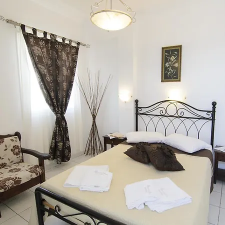 Hotel apartamentowy Pension Ilias - Chora