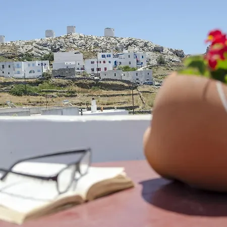 Lägenhetshotell Hlias - Chora 4*